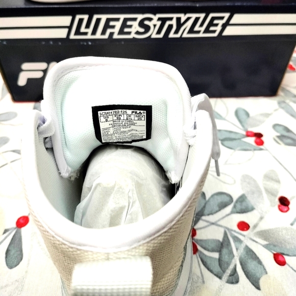 FILA Madina Gardenia & Turtledove Shoes Woman fila Size 8, NEW - Picture 6 of 9